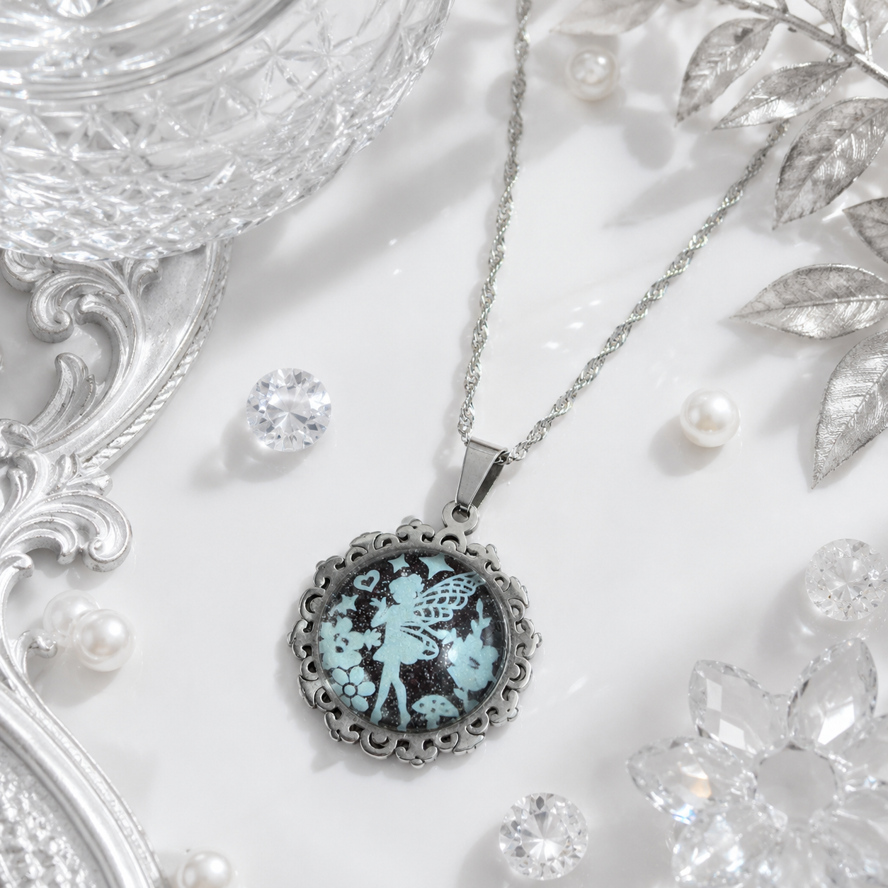 Collier de la fée jadelia