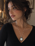 Collier rond à dentelle moyenne perle blanche de la fée félicia