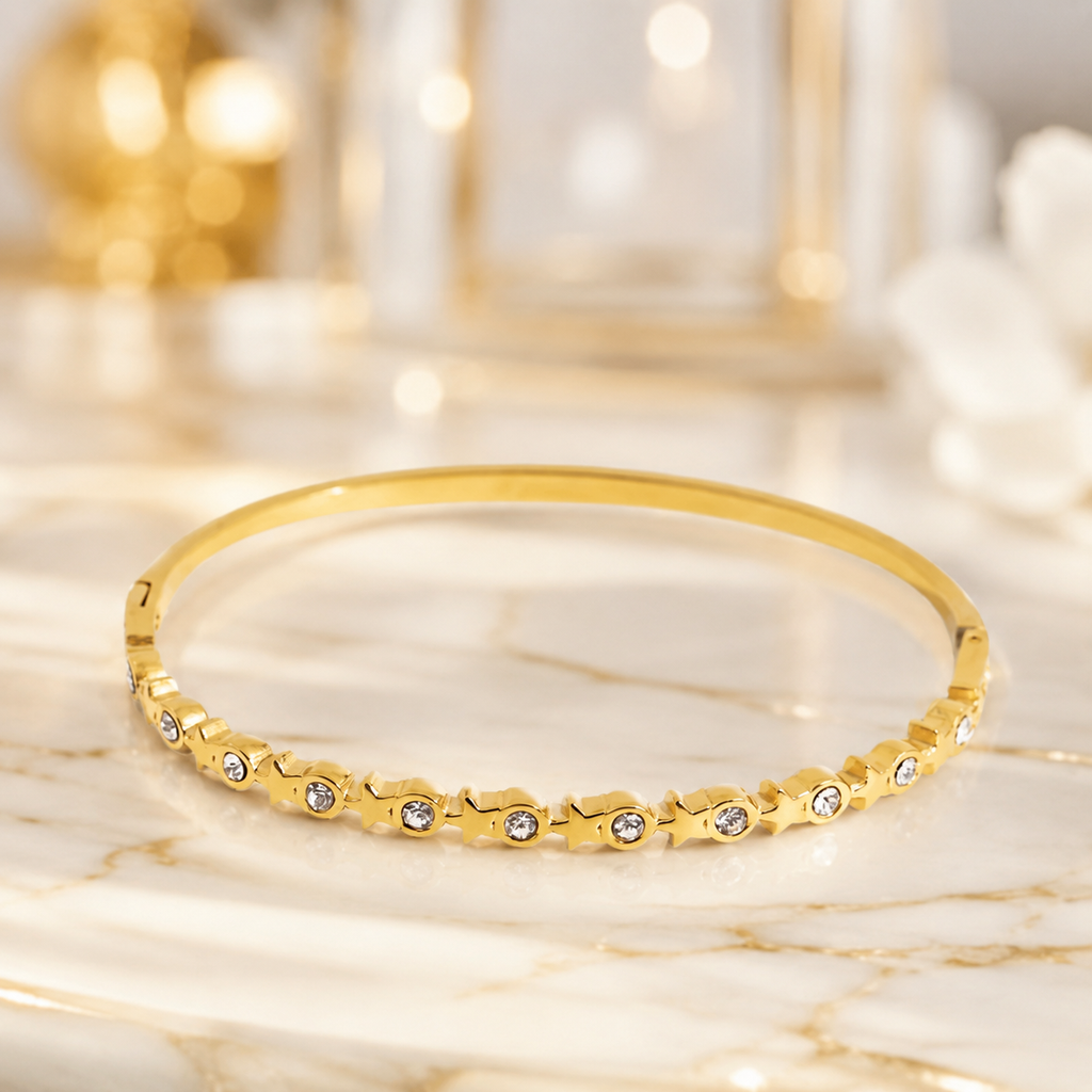 Le bracelet jonc doré étoilé