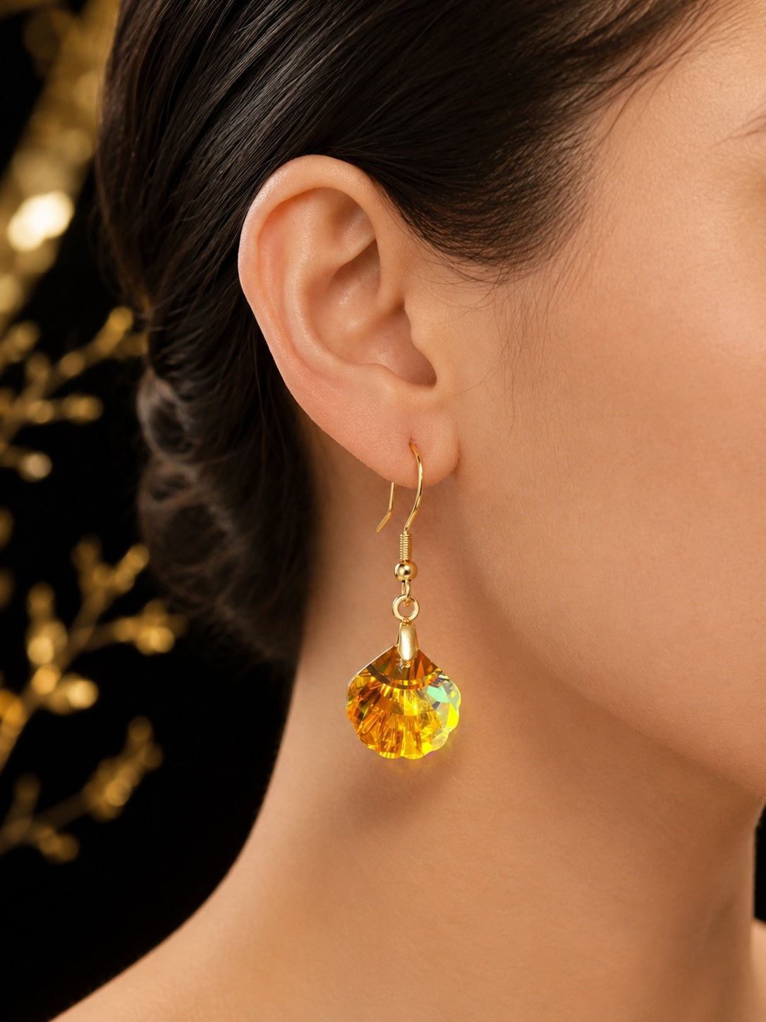 Boucles d’oreilles coquillage en cristal doré – Éclat marin
